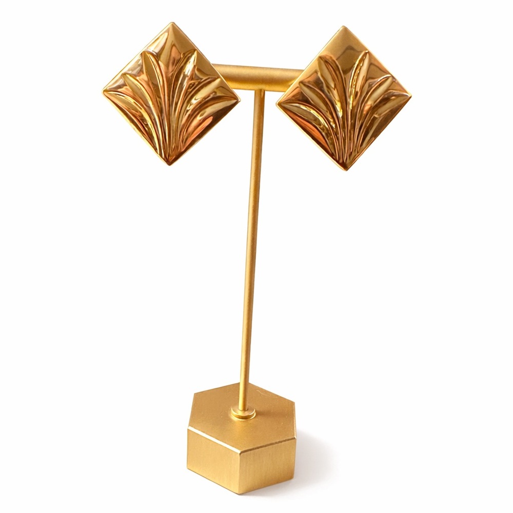 Vintage Gold Tone Art Deco Style Clip-On Earrings Diamond‎ Shape Fan Design